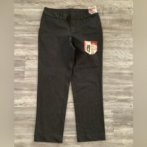 NWT Faded Glory Bi-Stretch Pant Size 6